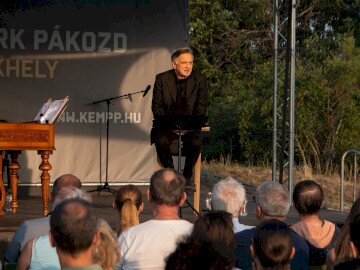Egypercesek a tóparton – varázslatos este Mácsai Pál és Lukács Miklós közreműködésével