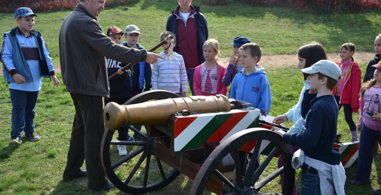 Hazafiság iskolája