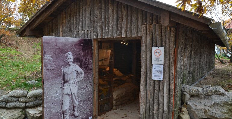 I. VILÁGHÁBORÚS TISZTI BARAKK
