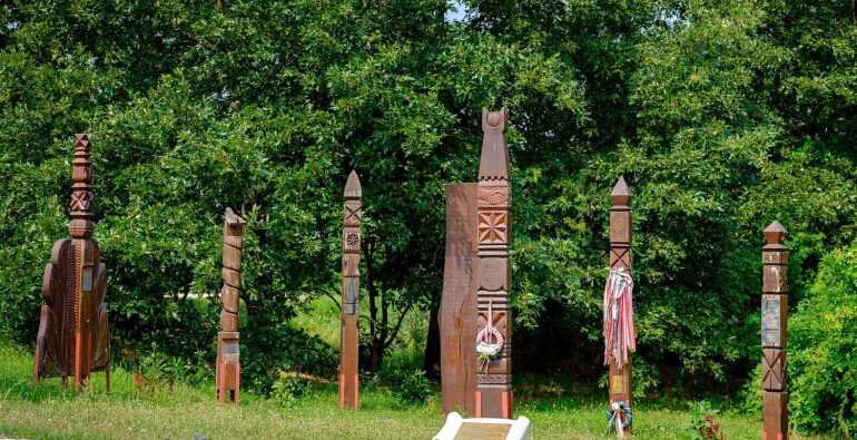 KATONANEMZEDÉKEK EMLÉKPONTJA