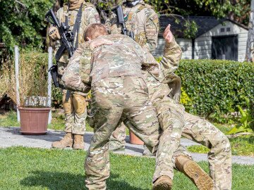 Közelharc és airsoft lőgyakorlat Pákozdon