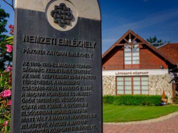 NEMZETI EMLÉKHELYET JELÖLŐ SZTÉLÉ